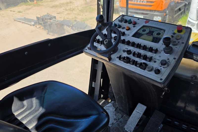 OmecoHub - Immagine BOMAG BF600P-2